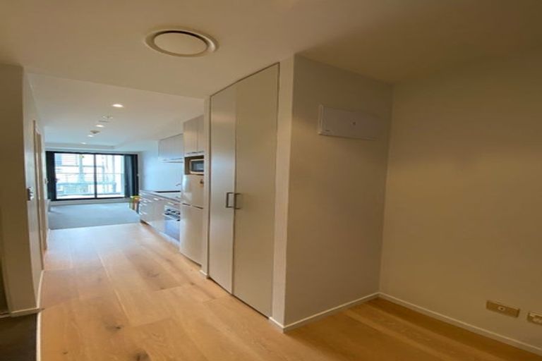 Photo of property in 365a Don Buck Road, Massey, Auckland, 0614