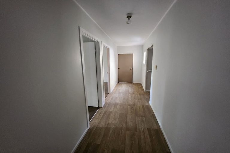 Photo of property in 105 Tidal Road, Mangere, Auckland, 2022