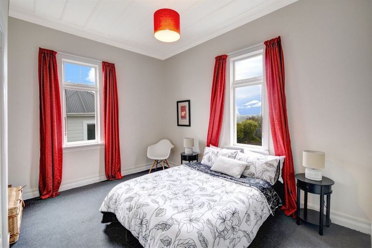 Photo of property in 4 Argyle Street, Mornington, Dunedin, 9011