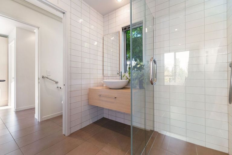 Photo of property in 10/8 Humphrey Street, Frankton, Queenstown, 9300