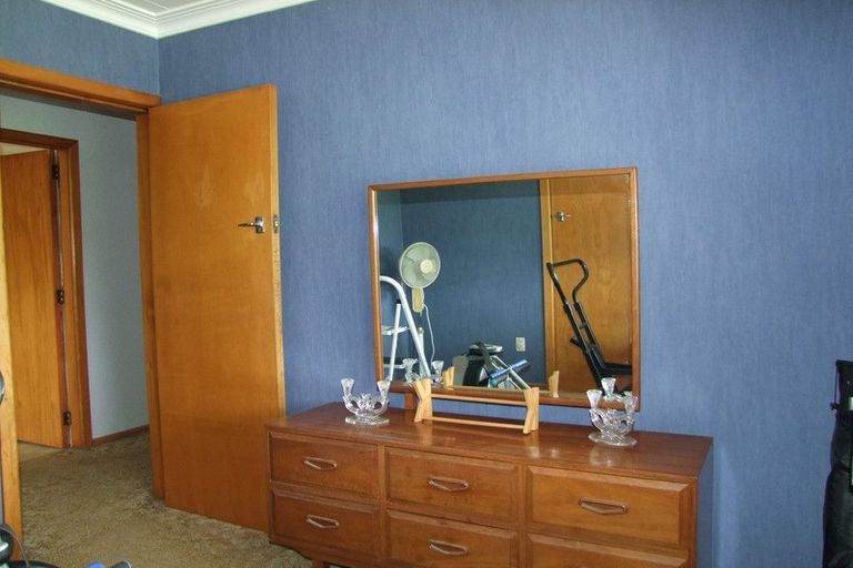 Photo of property in 17 Cross Street, Milton, 9220