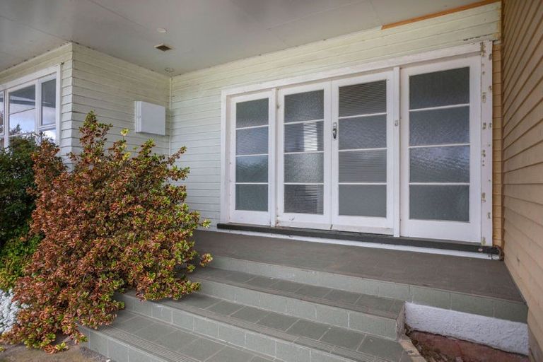 Photo of property in 69 Barraud Street, Dannevirke, 4930