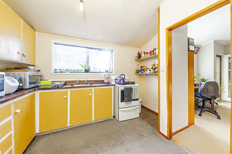 Photo of property in 8 Abelia Place, Papatoetoe, Auckland, 2025