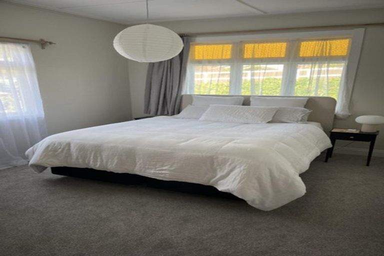 Photo of property in 104 Fulford Street, New Plymouth, 4310