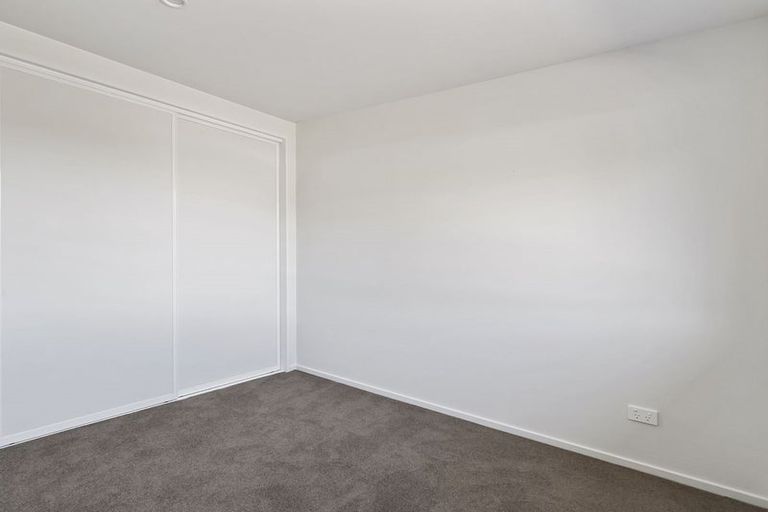 Photo of property in 16 Hillary Street, Waimate, 7924