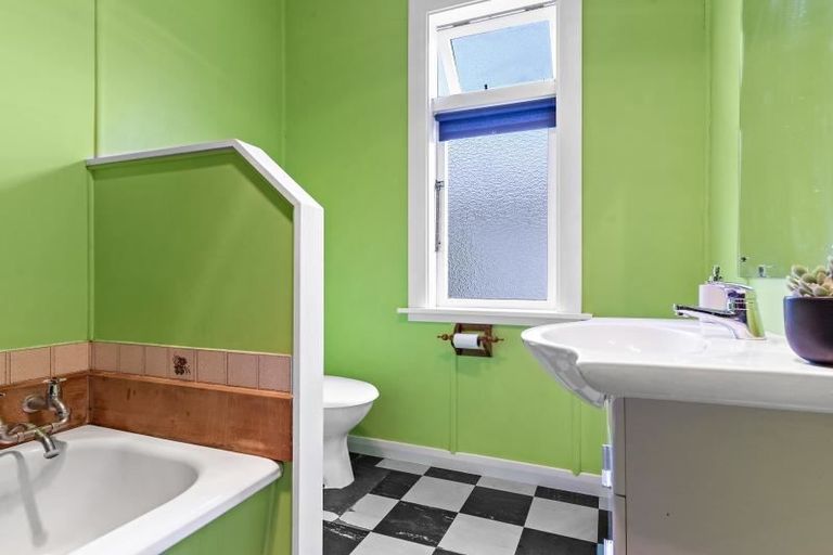 Photo of property in 8 Waltons Avenue, Kuripuni, Masterton, 5810