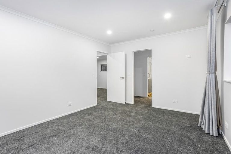 Photo of property in 26 The Enclave, Totara Heights, Auckland, 2105