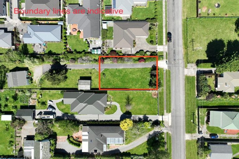 Photo of property in 35 Hilton Road, Carterton, 5713