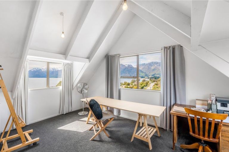 Photo of property in 111 Lakeview Terrace, Lake Hawea, Wanaka, 9382