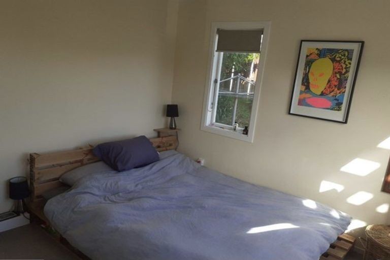 Photo of property in 2a Columbia Way, Kingston, Wellington, 6021