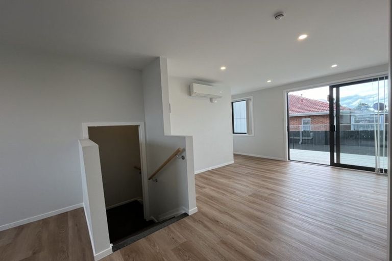 Photo of property in 9 Pukakaho Lane, Papatoetoe, Auckland, 2025