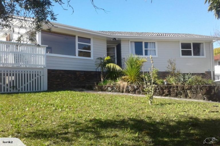 Photo of property in 46 Stott Avenue, Birkdale, Auckland, 0626