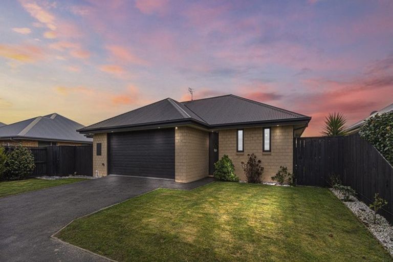 Photo of property in 66a Somerville Crescent, Aidanfield, Christchurch, 8025