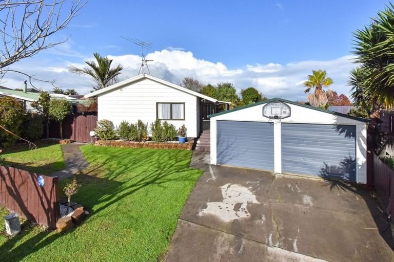 Photo of property in 156 Carnoustie Drive, Wattle Downs, Auckland, 2103
