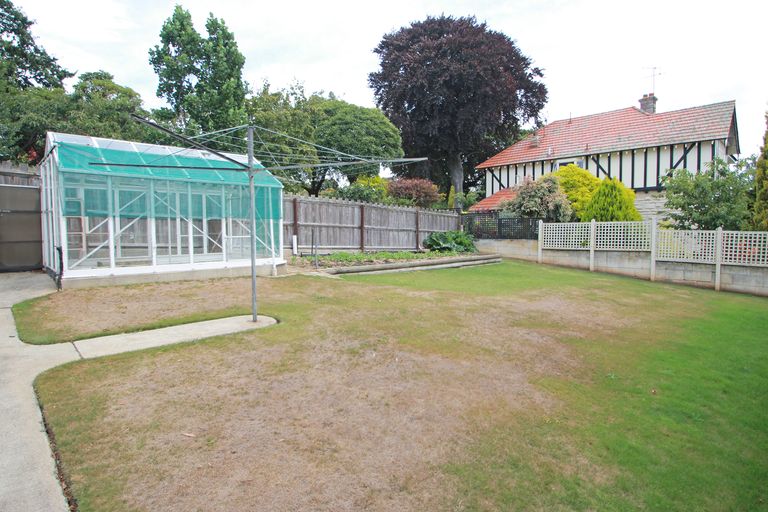 Photo of property in 57 Arun Street, South Hill, Oamaru, 9400