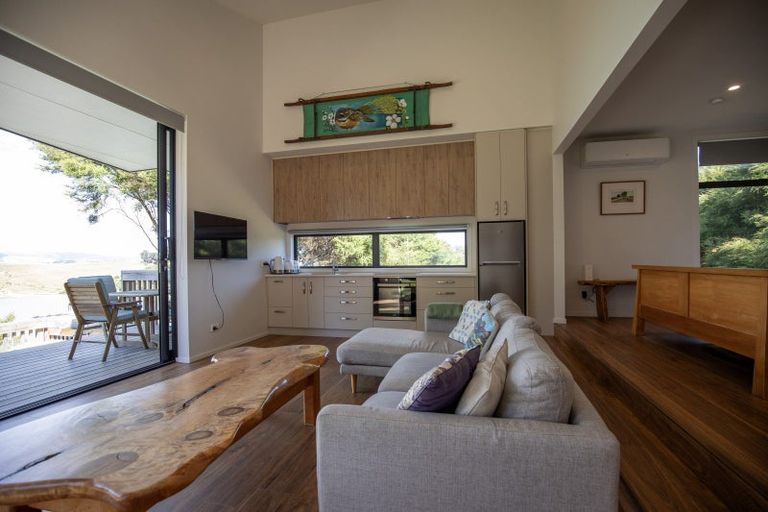 Photo of property in 64a Greenslade Road, Raglan, 3295