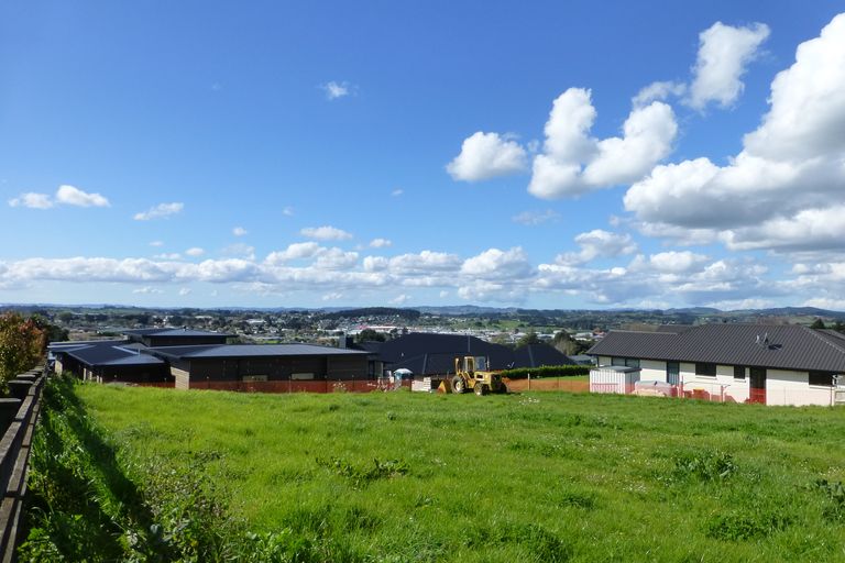 Photo of property in 328 Upper Queen Street, Pukekohe, 2120