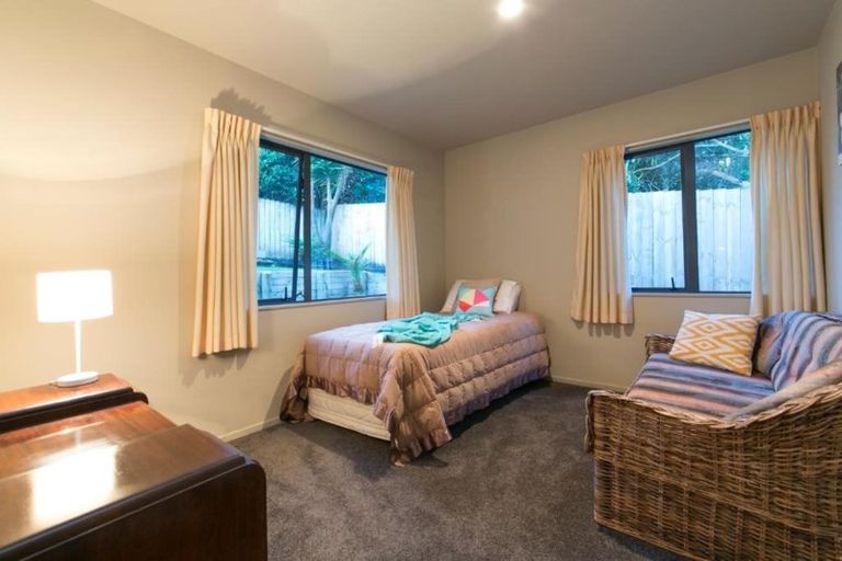 Photo of property in 45a Hogarth Rise, West Harbour, Auckland, 0618