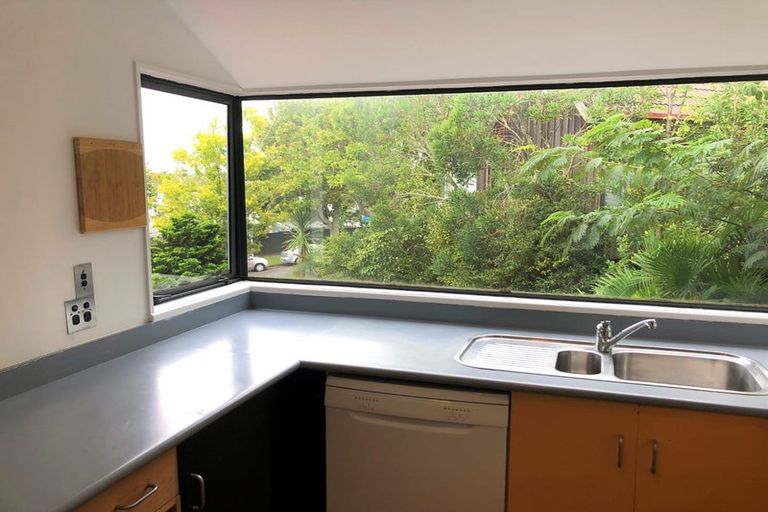 Photo of property in 36 Hunter Street, Hamilton Lake, Hamilton, 3204