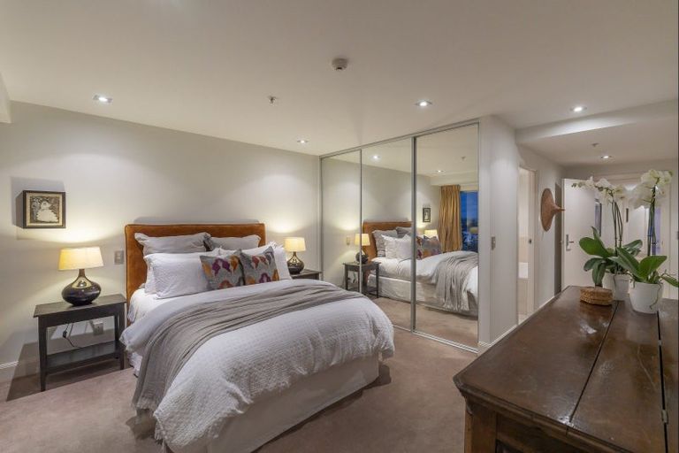 Photo of property in Oakridge Apartments, 703/10 Middleton Road, Remuera, Auckland, 1050