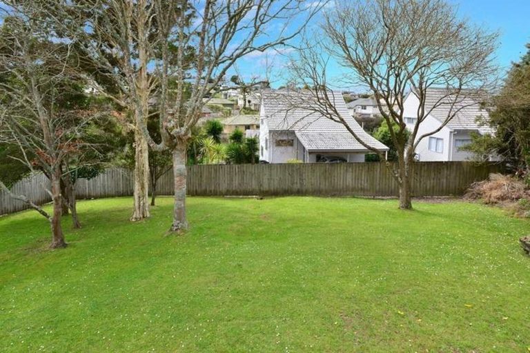 Photo of property in 51 Gledstane Road, Stanmore Bay, Whangaparaoa, 0932