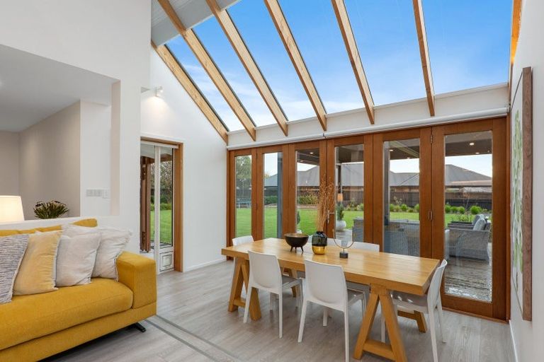 Photo of property in 32 Oakwood Mews, Prebbleton, 7604