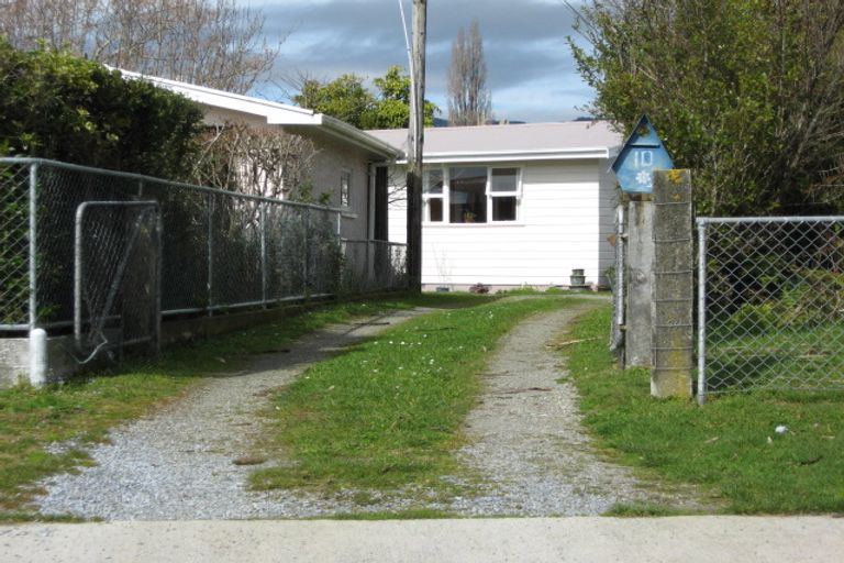 Photo of property in 10 Lake Crescent, Takaka, 7110