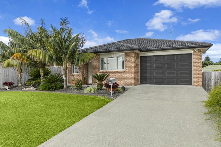 Photo of property in 37 Elizabeth Street, Orewa, 0931