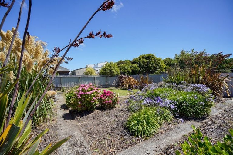 Photo of property in 19 York Street, Strathern, Invercargill, 9812