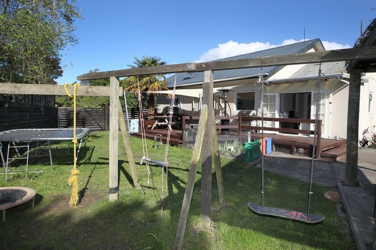 Photo of property in 23 Grange Road North, Haumoana, 4102