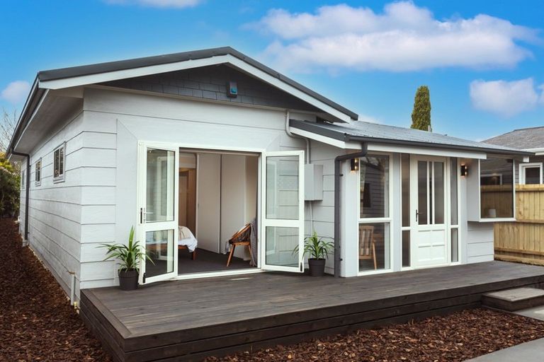 Photo of property in 37 Flemington Avenue, North New Brighton, Christchurch, 8083