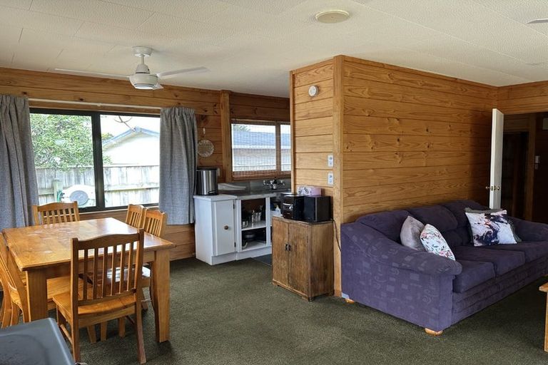 Photo of property in 19 Scott Avenue, Otaki Beach, Otaki, 5512