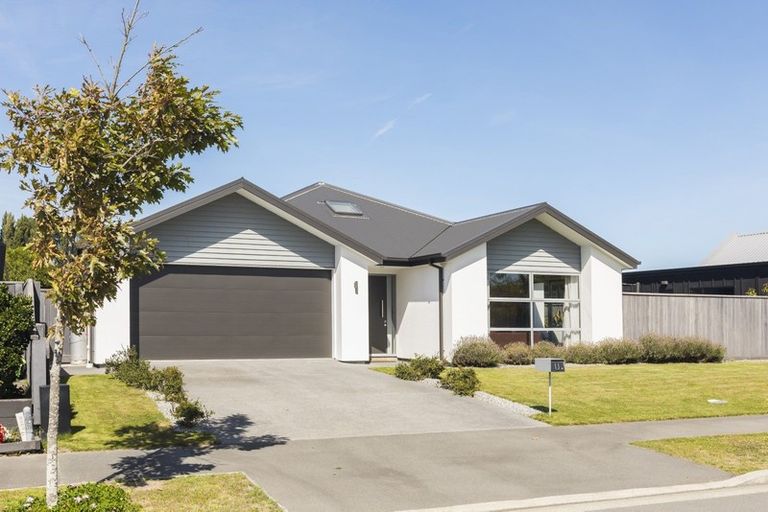 Photo of property in 11 Parklea Avenue, Halswell, Christchurch, 8025