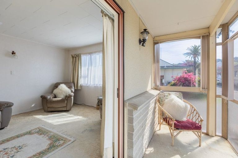 Photo of property in 3/3 Church Road, Taradale, Napier, 4112