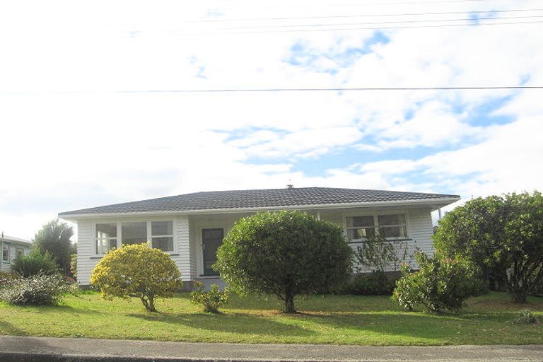 Photo of property in 11 Te Miti Street, Paekakariki, 5034