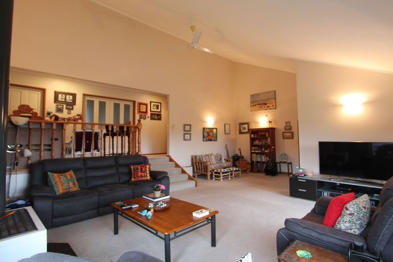 Photo of property in 387 Frankley Road, Ferndale, New Plymouth, 4310