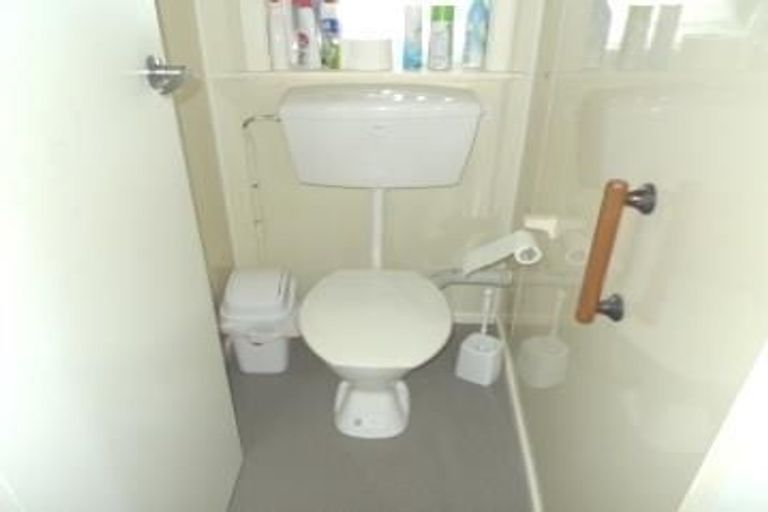 Photo of property in 20 Dr Taylor Terrace, Johnsonville, Wellington, 6037