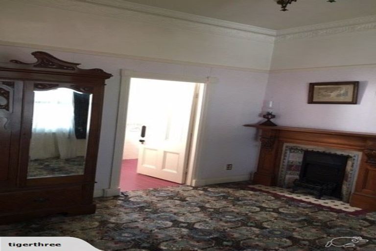 Photo of property in 1 Knighton Road, Hillcrest, Hamilton, 3216