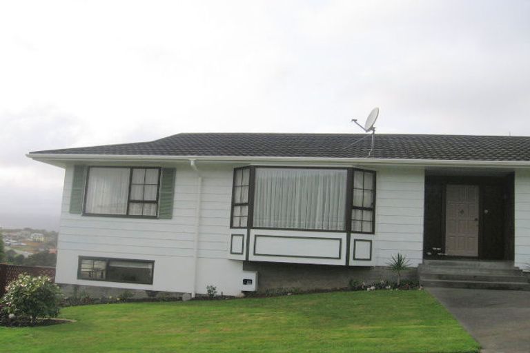 Photo of property in 11 Exploration Way, Whitby, Porirua, 5024