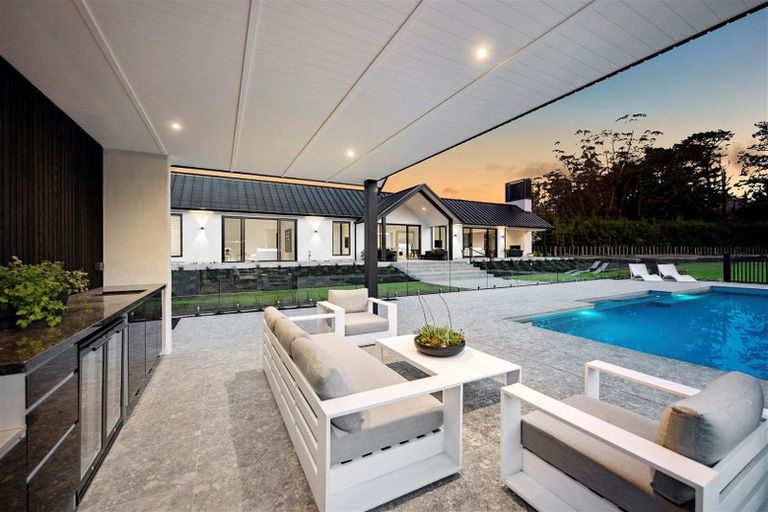 Photo of property in 31 Robinson Road, Coatesville, Albany, 0793