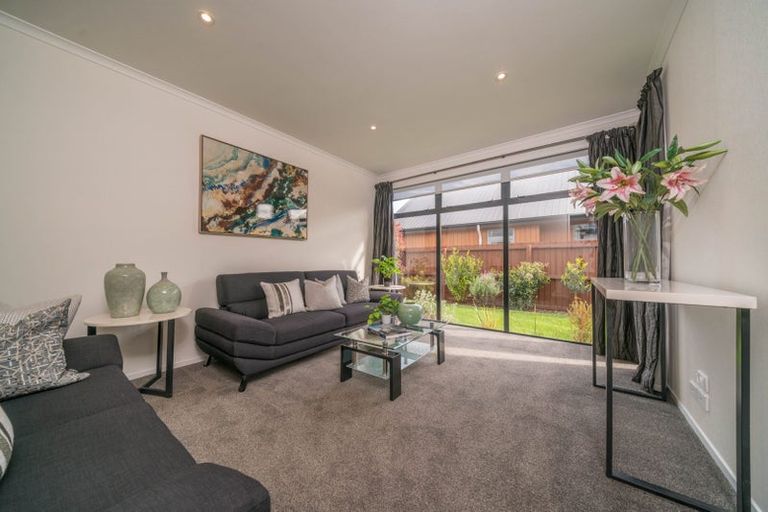 Photo of property in 21 Meyer Crescent, Halswell, Christchurch, 8025