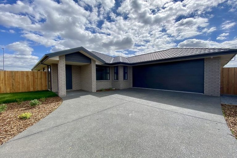 Photo of property in 8 Saddlers Lane, Yaldhurst, Christchurch, 8042