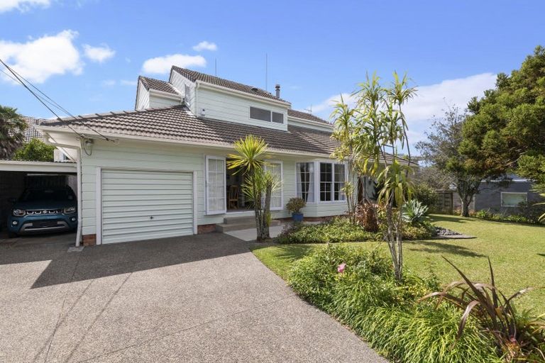 Photo of property in 69 Hastings Road, Mairangi Bay, Auckland, 0630