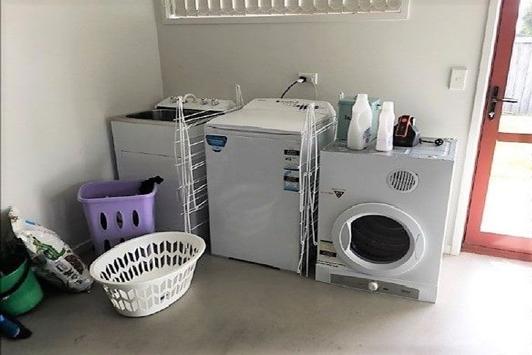 Photo of property in 29 Wiltshire Drive, Huntington, Hamilton, 3210