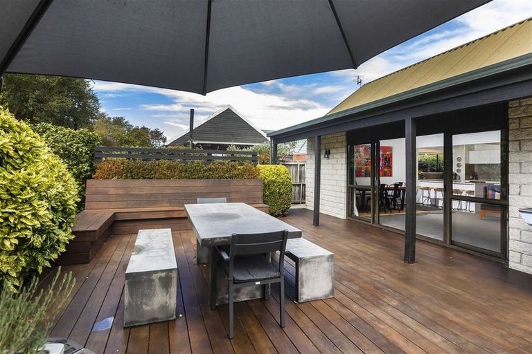 Photo of property in 464 Avonhead Road, Avonhead, Christchurch, 8042