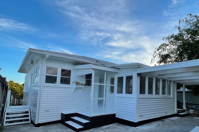 Photo of property in 660 Mount Albert Road, Royal Oak, Auckland, 1023