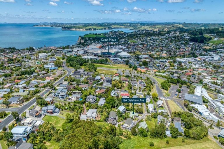 Photo of property in 12a Delshaw Avenue, Stanmore Bay, Whangaparaoa, 0932