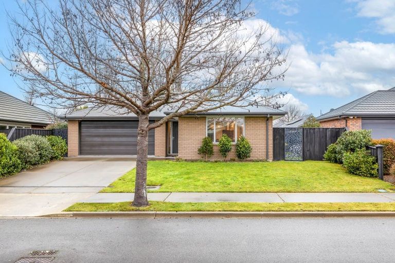 Photo of property in 9 Puaka Street, Pegasus, 7612
