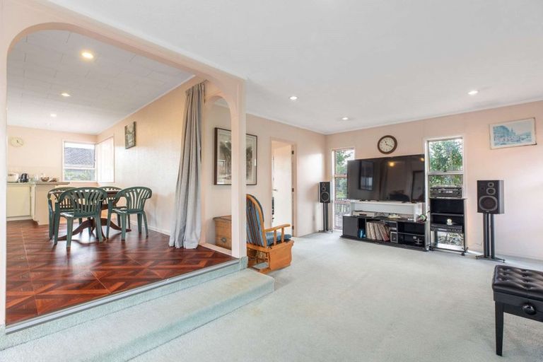 Photo of property in 4 Blanche Way, Half Moon Bay, Auckland, 2012