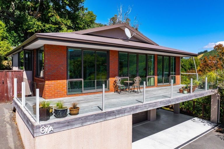 Photo of property in 67a York Street, Picton, 7220